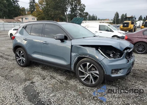 2020 Volvo Xc40 T5 R-Design из США, поврежденный, VIN YV4162UM3L2325100